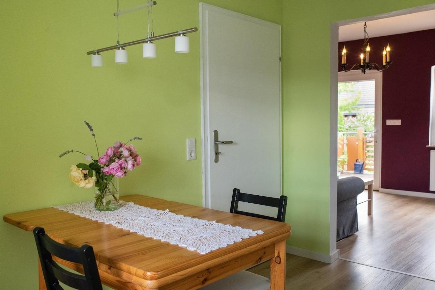 farbenfrohe Ferienwohnung Detmold Exterior foto